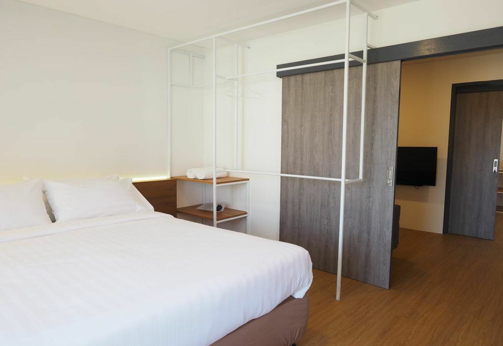 Hotel 7 Days Asleep Chiang Mai Esterno foto